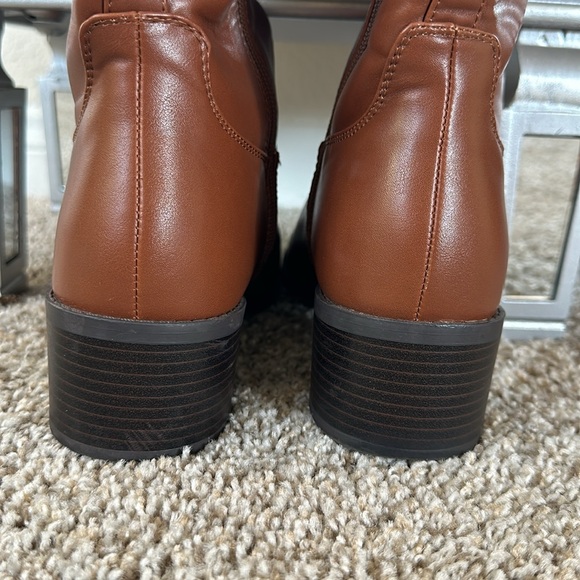 Tommy Hilfiger 9.5M Brown Cognac Tall Autumn Boots - Picture 12 of 15